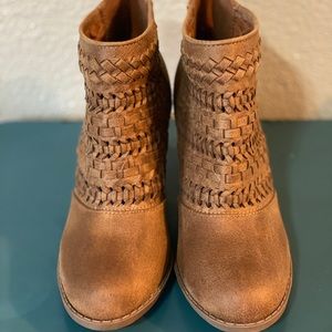 Maurices ankle boots